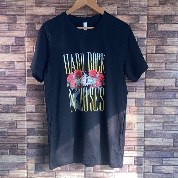 EUC Hard Rock 'N Roses Souvenir Tee Shirt - Unisex Black Size Med Bella+Canvas - Picture 1 of 7